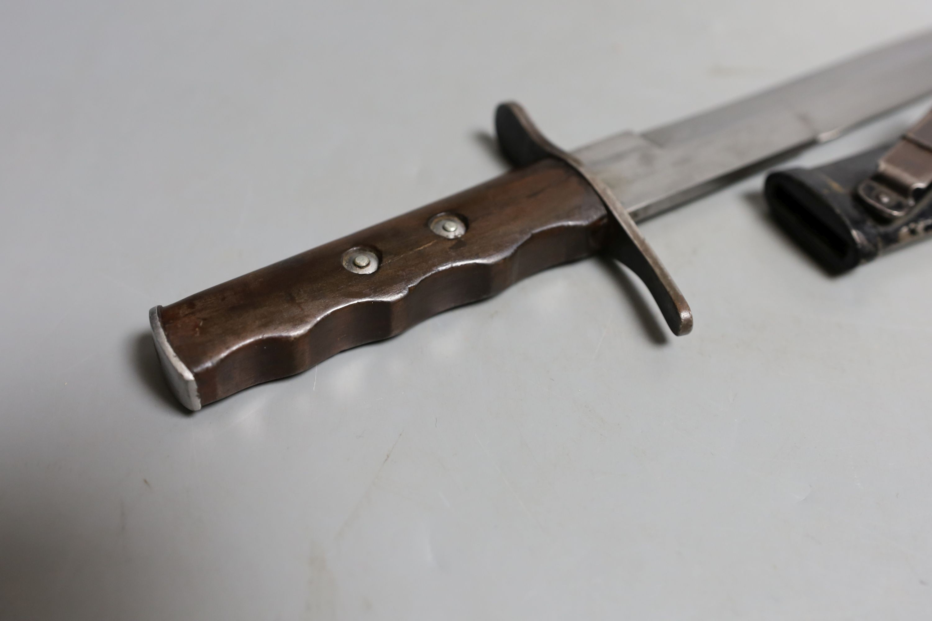 An original WWII German Army Officer's dagger, 33 cms long.